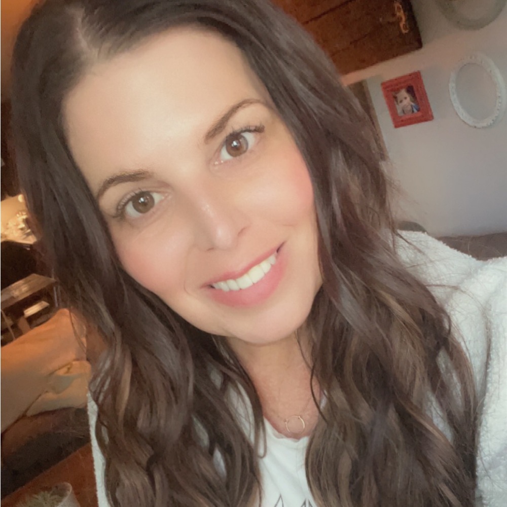 Meet your Posher, Denise